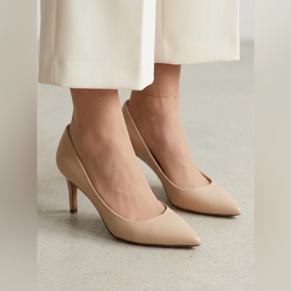 DIANE VON FURSTENBERG Nude Leather Olee Pointed Toe Pumps